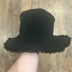 Sonoma Black Frayed Edge Bucket Hat